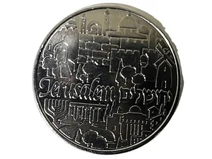 שני כרטיסי ברכה ומדליות רשמיות