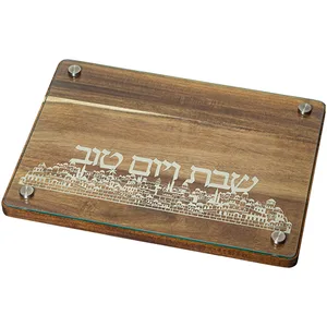 מגש חלה מהודר מעץ "אקסיה" עם פלקטה 40X25 ס"מ, UK80327, ארט יודאיקה