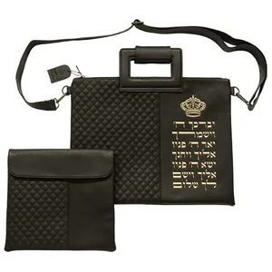 תיק מפואר לטלית דמוי עור שחור אותיות בולטות "וי, UK66471, ארט יודאיקה