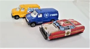 לוט של 3 מכוניות וינטג' משנות 2003-2004 לערך