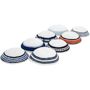כיפה סרוגה דגמים מעורבים - רקע לבן - 18 ס"מ - 24 יח, UK11229, ארט יודאיקה