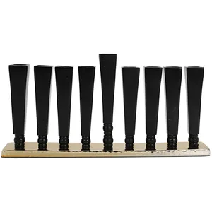 חנוכייה אלומיניום מהודרת גוון זהב 14x30 ס"מ, UK42378, ארט יודאיקה