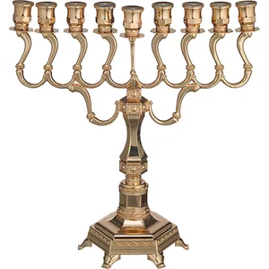 חנוכייה מהודרת "יהלום" ציפוי "רוז גולד " 36X35 ס"מ, UK42205, ארט יודאיקה