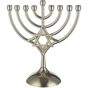 חנוכייה מתכת עם מגן דוד 18X16 ס"מ, UK49755, ארט יודאיקה