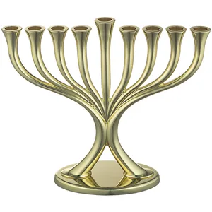 חנוכייה מתכת ציפוי זהב 19X23 ס"מ, UK50370, ארט יודאיקה