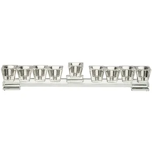 חנוכיית קריסטל מהודרת עם בסיס 7x28 ס"מ, UK47567, ארט יודאיקה